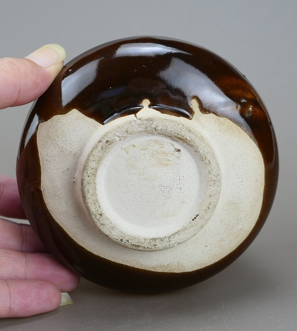 古玩陶瓷精品:明清定窯系紫金釉雞心罐（文房雅器）拍賣，當前價格39元