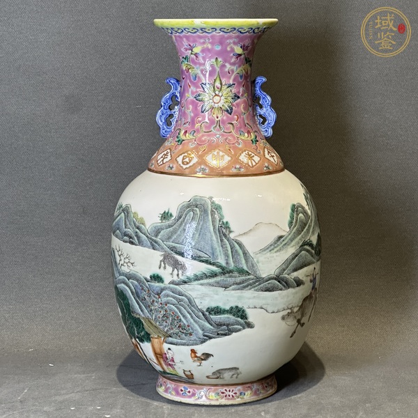 古玩陶瓷粉彩山水人物生肖圖雙耳瓶真品鑒賞圖