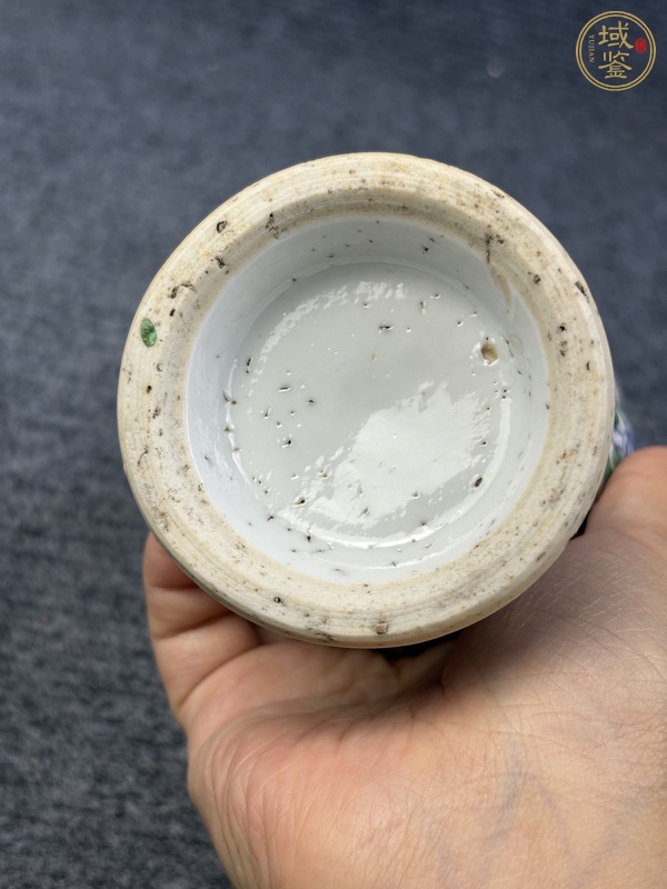 古玩陶瓷康熙五彩花卉紋賞瓶真品鑒賞圖