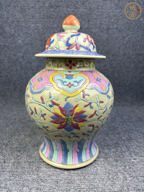 古玩粉彩花卉紋將軍罐真品鑒賞圖