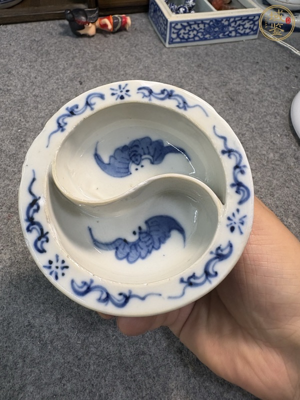 古玩陶瓷晚清青花高足小供碟真品鑒賞圖