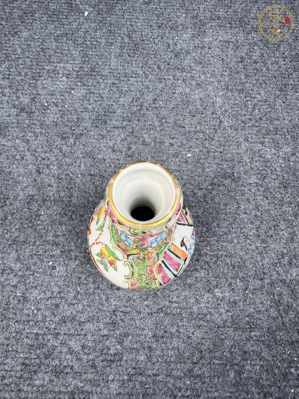 古玩陶瓷廣彩人物故事花鳥紋蒜頭瓶真品鑒賞圖