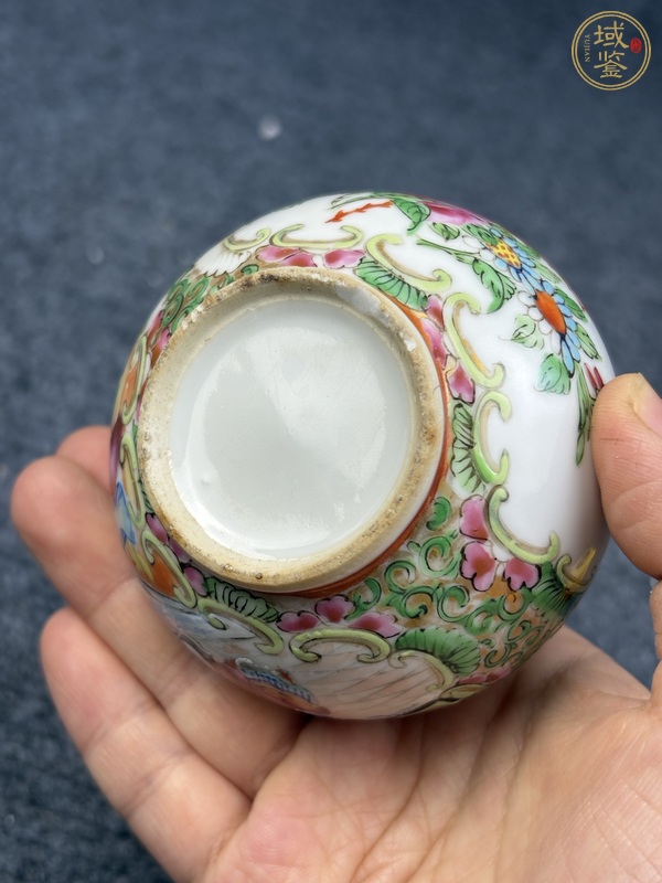 古玩陶瓷廣彩人物故事花鳥紋蒜頭瓶真品鑒賞圖