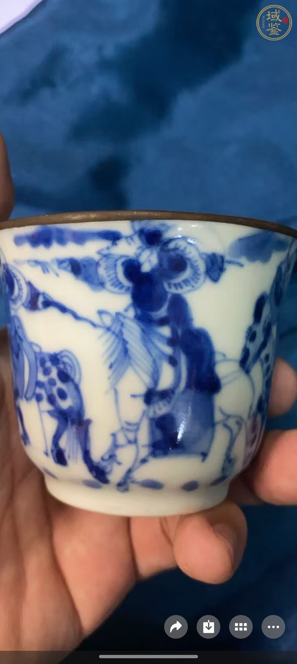 古玩陶瓷晚清青花杯真品鑒賞圖