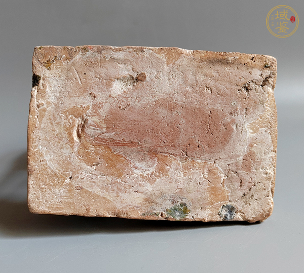 古玩陶瓷明三彩馬真品鑒賞圖