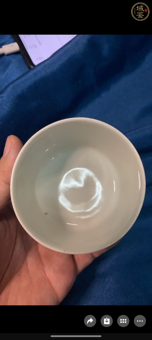 古玩陶瓷晚清青花鳳紋杯真品鑒賞圖