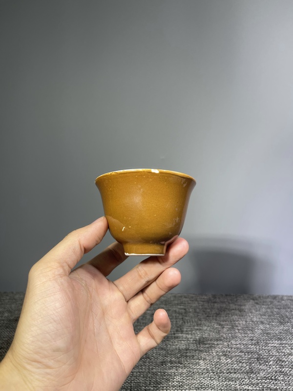 古玩陶瓷民國(guó).紫金釉茶杯拍賣，當(dāng)前價(jià)格0元