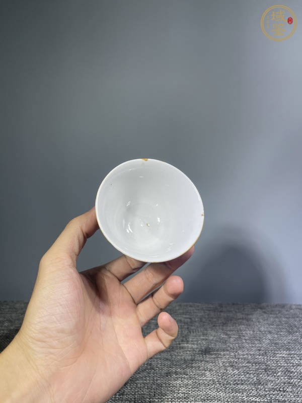 古玩陶瓷紫金釉茶杯真品鑒賞圖