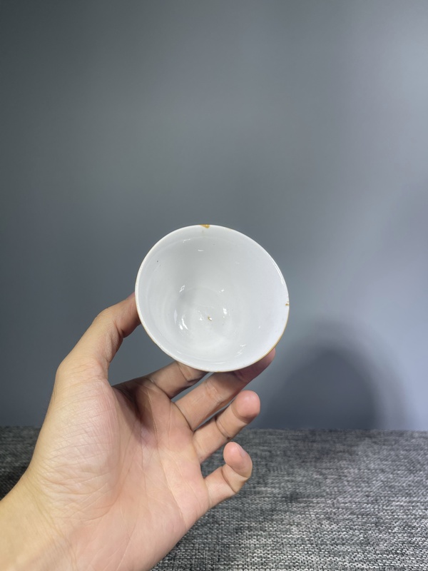 古玩陶瓷民國(guó).紫金釉茶杯拍賣，當(dāng)前價(jià)格0元