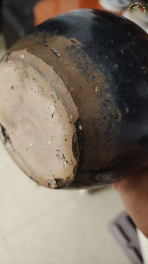 古玩陶瓷黑釉鼓釘罐真品鑒賞圖