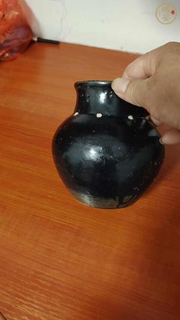 古玩陶瓷黑釉鼓釘罐真品鑒賞圖