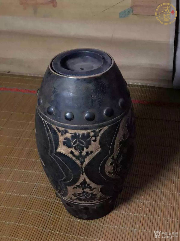 古玩陶瓷黑釉剃花鼓丁蓋罐真品鑒賞圖