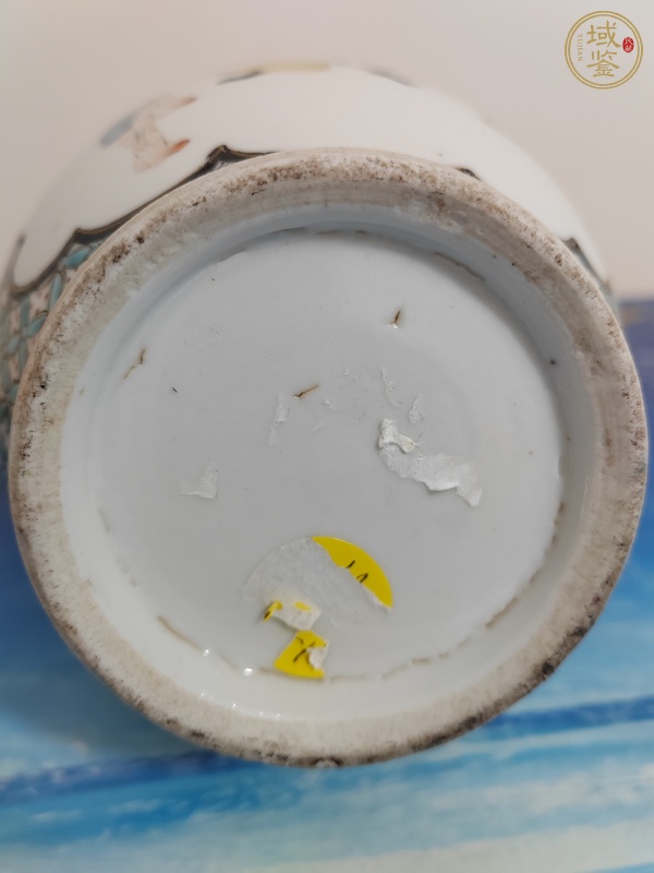 古玩陶瓷人物紋廣彩瓶真品鑒賞圖