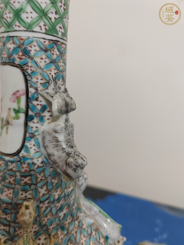 古玩陶瓷人物紋廣彩瓶真品鑒賞圖