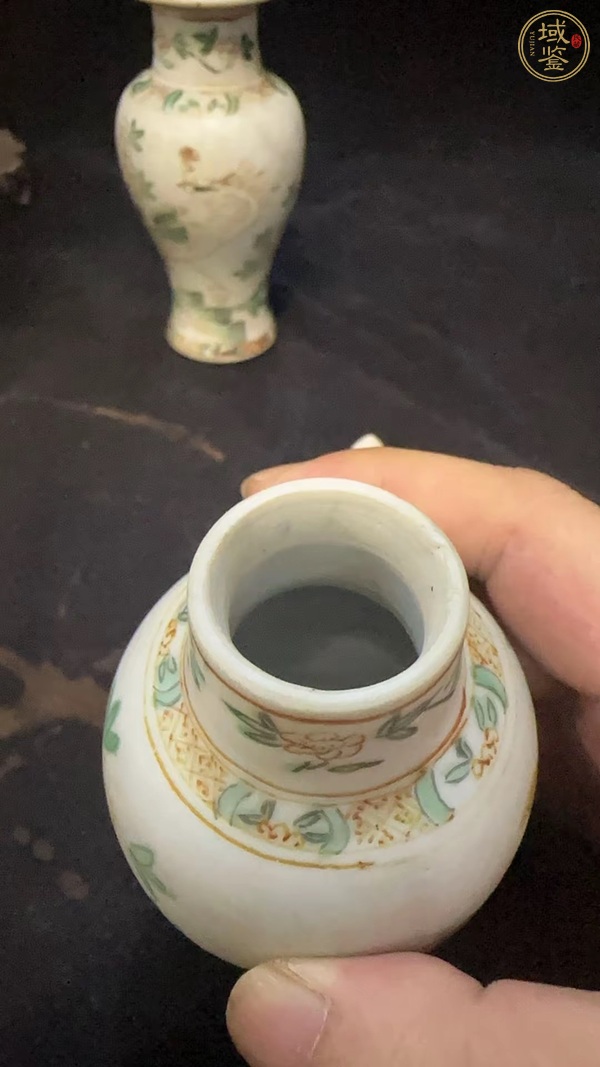 古玩陶瓷鳳紋雞腿蓋瓶真品鑒賞圖