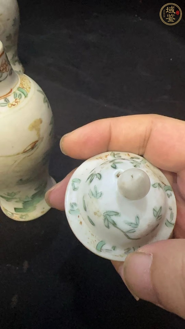 古玩陶瓷鳳紋雞腿蓋瓶真品鑒賞圖