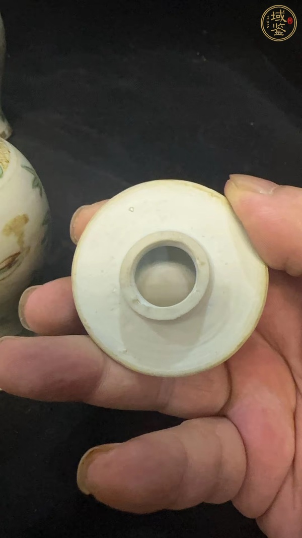 古玩陶瓷鳳紋雞腿蓋瓶真品鑒賞圖