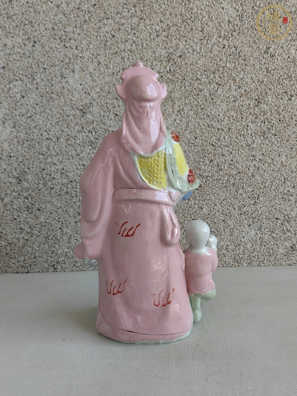 古玩陶瓷粉彩財神造像真品鑒賞圖