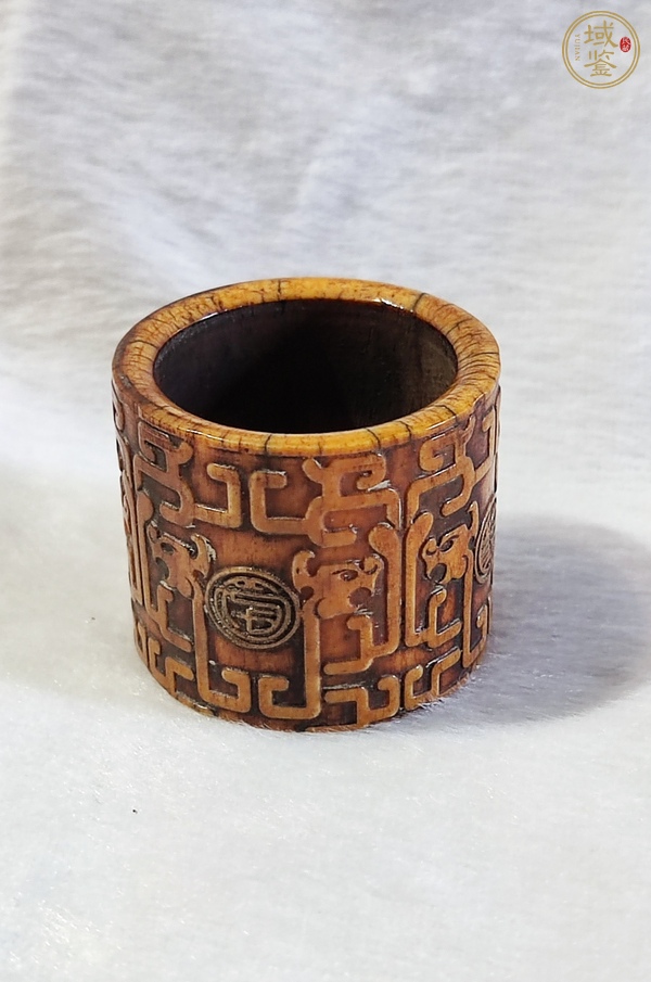 古玩字畫清代骨雕乾隆年制款班指真品鑒賞圖