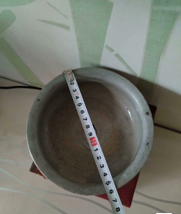 古玩陶瓷龍泉青瓷三足爐拍賣，當(dāng)前價(jià)格2688元