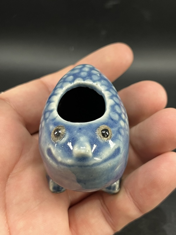 古玩陶瓷藍釉仿生瓷水盂拍賣,當前價格6800元