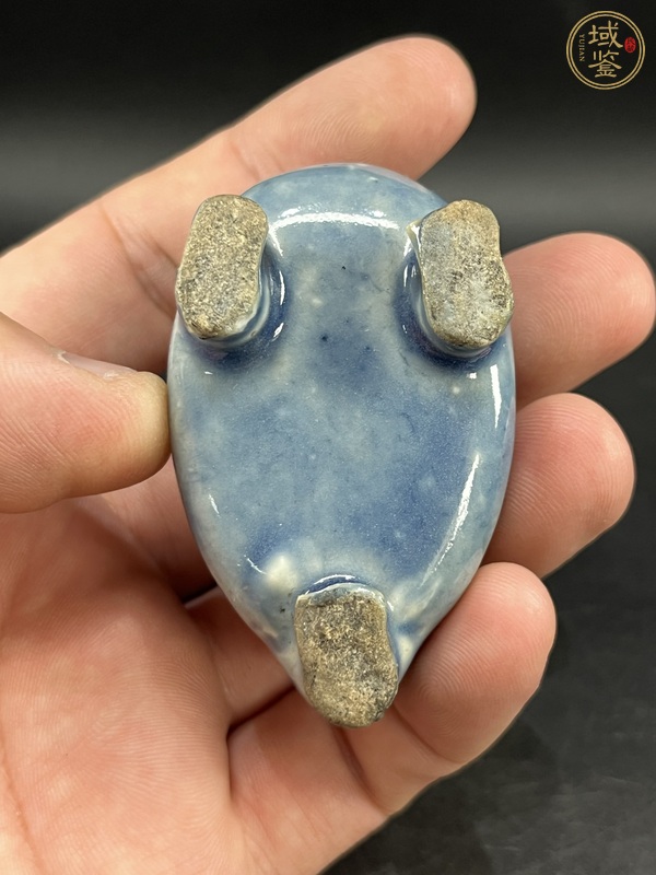 古玩陶瓷藍釉仿生瓷水盂真品鑒賞圖