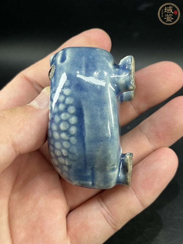 古玩陶瓷藍釉仿生瓷水盂真品鑒賞圖