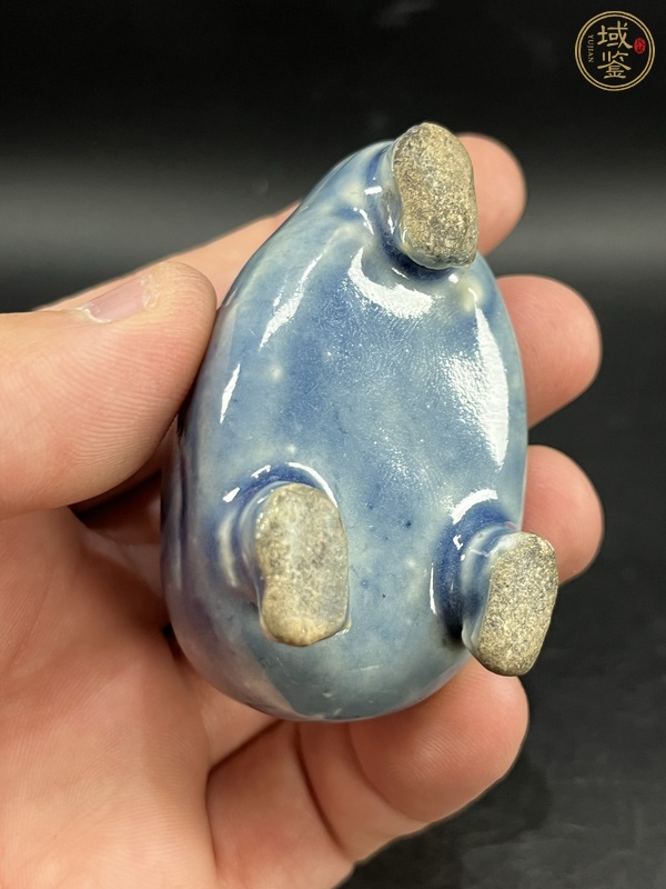 古玩陶瓷藍釉仿生瓷水盂真品鑒賞圖