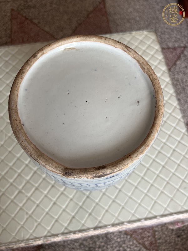 古玩陶瓷纏枝花囍字紋青花瓶真品鑒賞圖