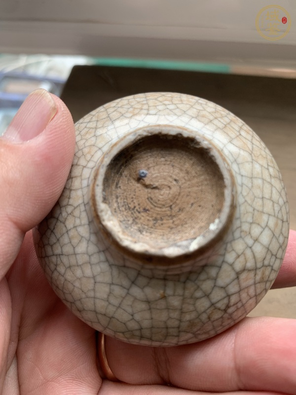 古玩陶瓷哥窯香爐真品鑒賞圖