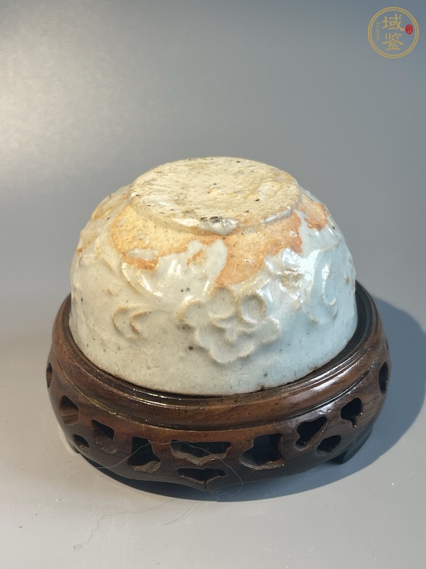 古玩陶瓷樞府印花卉紋杯真品鑒賞圖