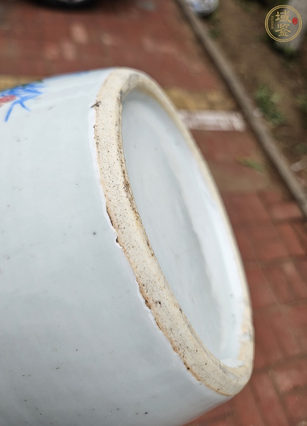 古玩陶瓷粉彩花鳥紋罐真品鑒賞圖