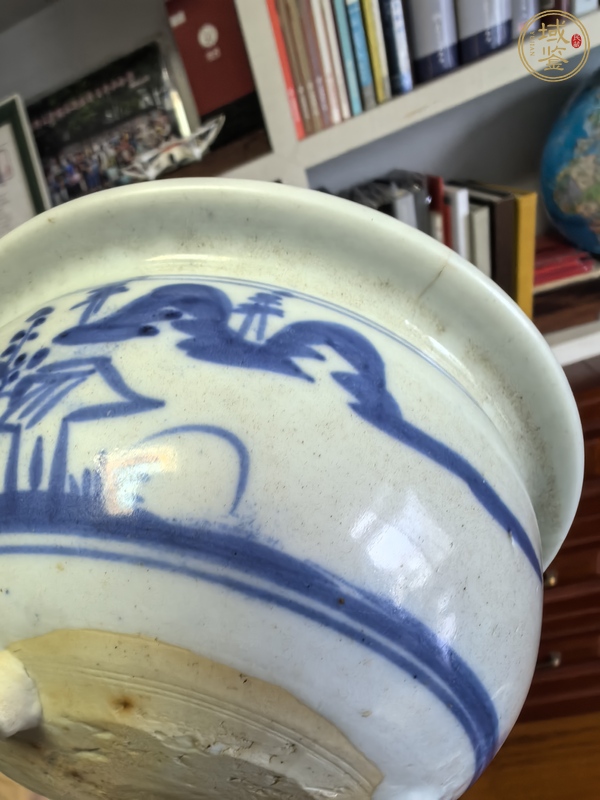 古玩陶瓷青花山水人物紋香爐真品鑒賞圖