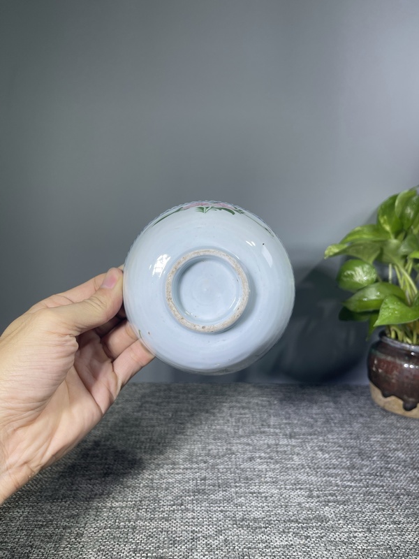 古玩陶瓷民國.釉下彩花卉紋茶碗拍賣，當(dāng)前價格0元
