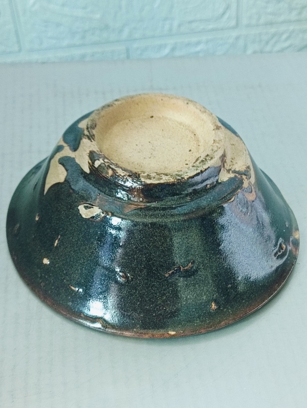 古玩陶瓷明末清初.黑釉茶碗拍賣，當(dāng)前價(jià)格188元