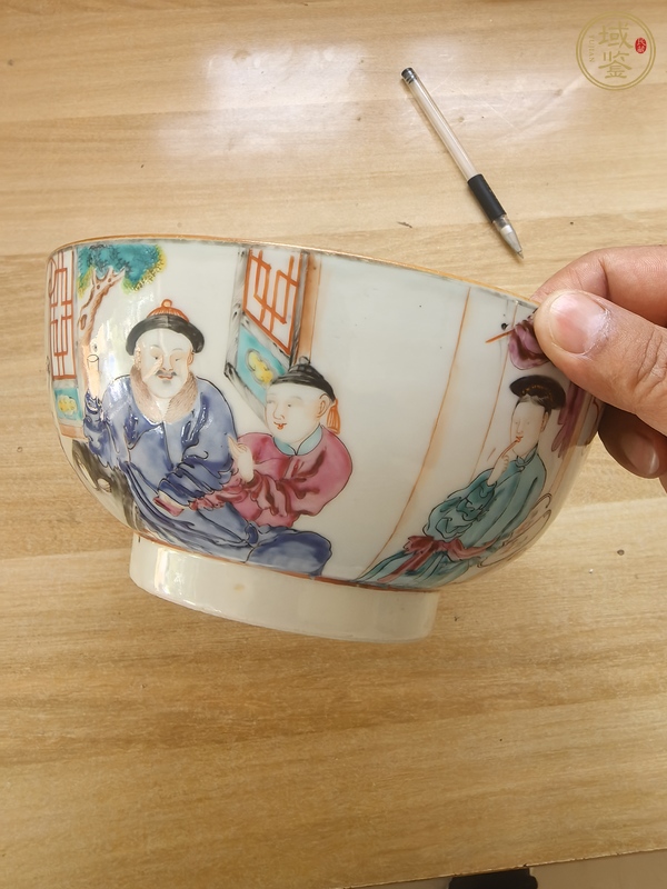 古玩陶瓷廣彩人物碗真品鑒賞圖