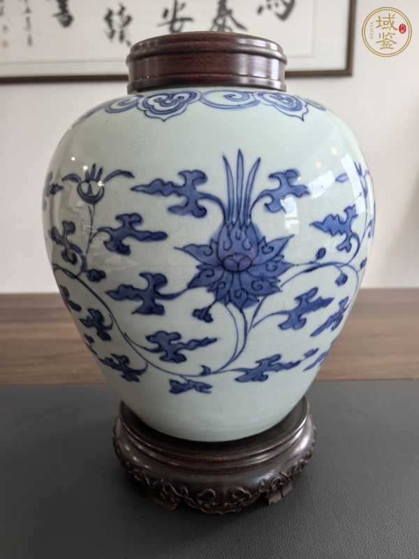 古玩陶瓷青花纏枝花卉紋罐真品鑒賞圖