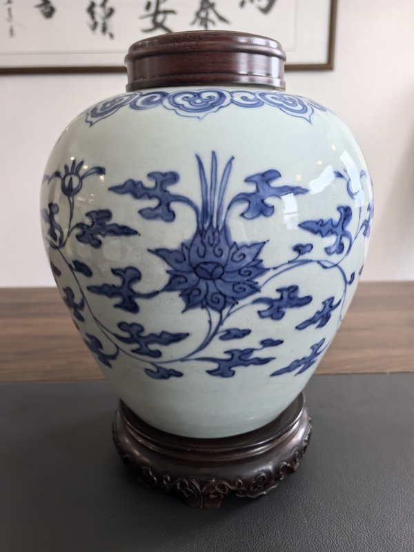 古玩陶瓷文物公司庫出清順治青花纏枝花卉紋罐拍賣，當(dāng)前價(jià)格15000元