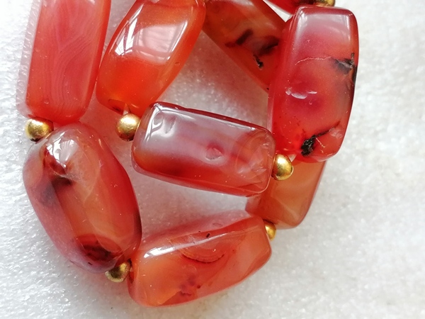古玩玉器天然紅瑪瑙珠串拍賣，當前價格138元
