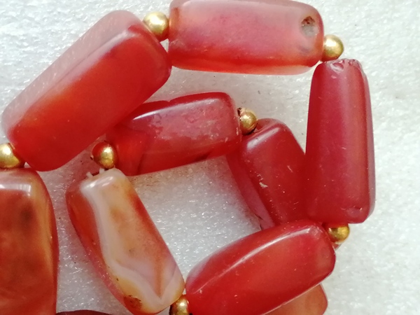 古玩玉器天然紅瑪瑙珠串拍賣，當(dāng)前價格138元