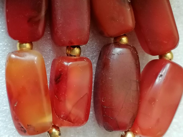 古玩玉器天然紅瑪瑙珠串拍賣，當(dāng)前價格138元