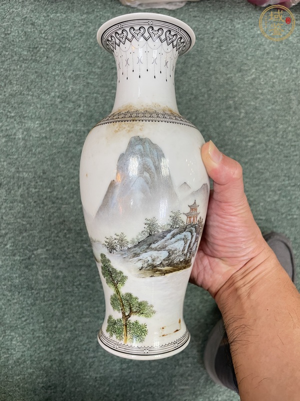 古玩觀音瓶真品鑒賞圖