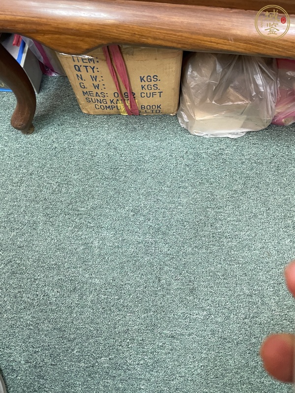古玩陶瓷觀音瓶真品鑒賞圖