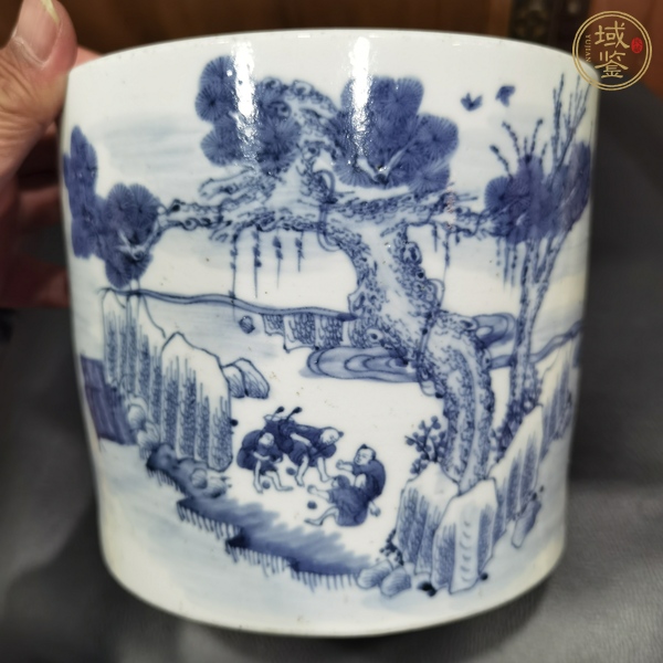 古玩陶瓷清代中期青花漁家樂筆筒真品鑒賞圖