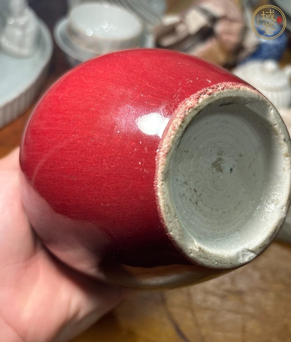 古玩陶瓷乾隆鈞紅釉窯變天球瓶真品鑒賞圖