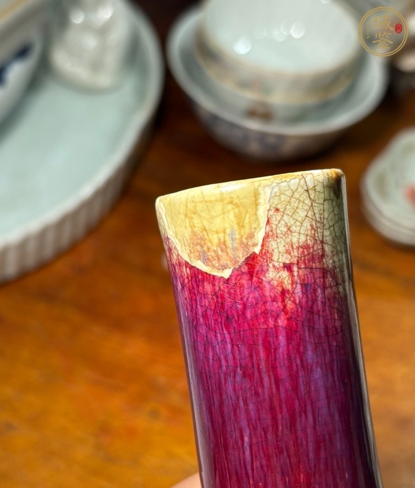 古玩陶瓷乾隆鈞紅釉窯變天球瓶真品鑒賞圖