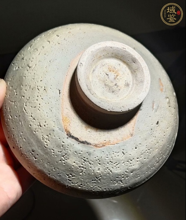 古玩陶瓷鈞窯月白釉大碗真品鑒賞圖
