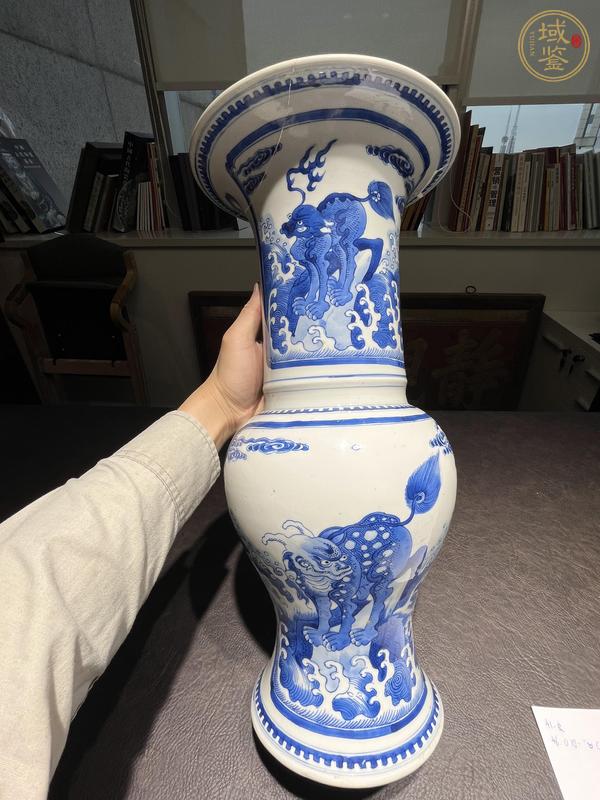 古玩陶瓷青花海水瑞獸圖花觚真品鑒賞圖