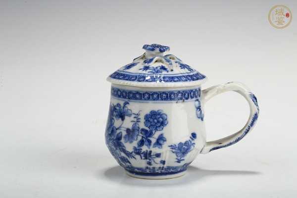 古玩乾隆·青花花卉紋蓋杯真品鑒賞圖