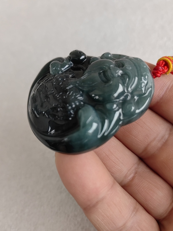 古玩玉器天然翡翠“財(cái)神”掛件拍賣，當(dāng)前價(jià)格398元
